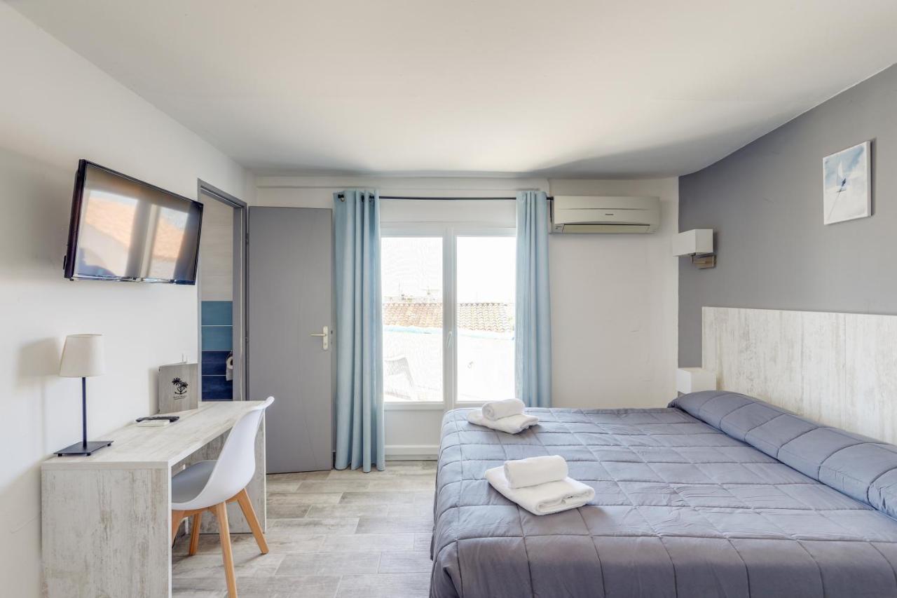 Hotel Les Palmiers En Camargue Сент-Марі-де-ла-Мер Екстер'єр фото