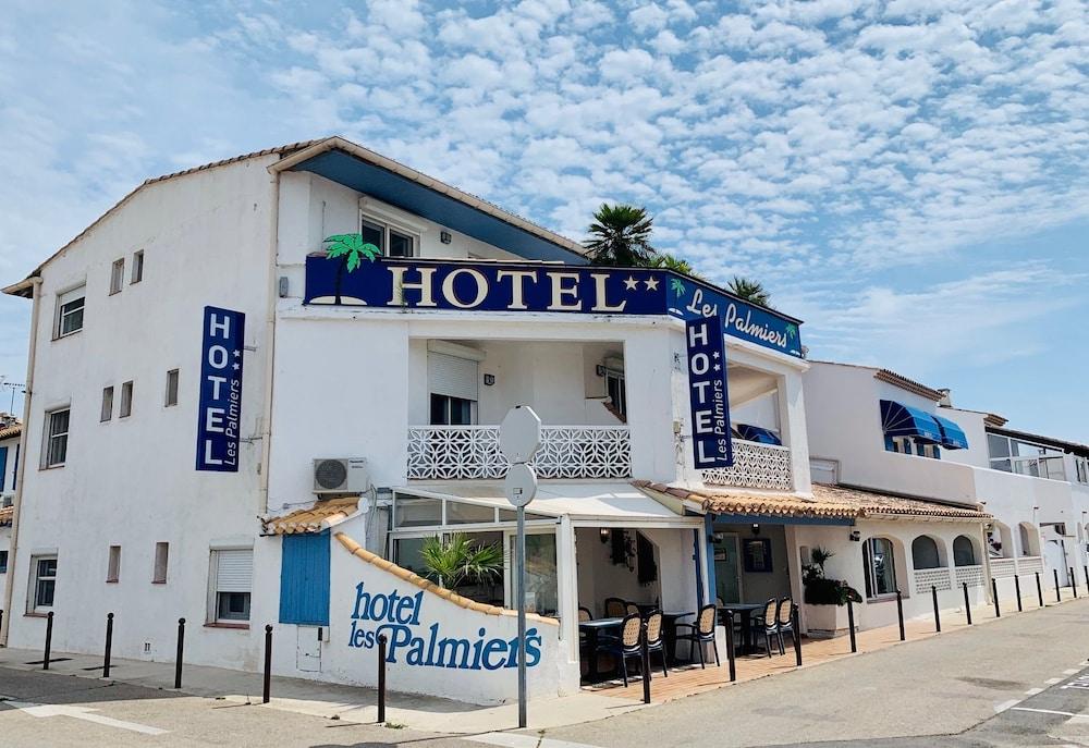 Hotel Les Palmiers En Camargue Сент-Марі-де-ла-Мер Екстер'єр фото