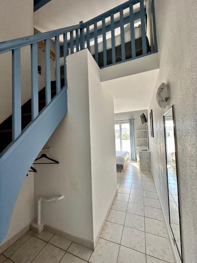Hotel Les Palmiers En Camargue Сент-Марі-де-ла-Мер Екстер'єр фото