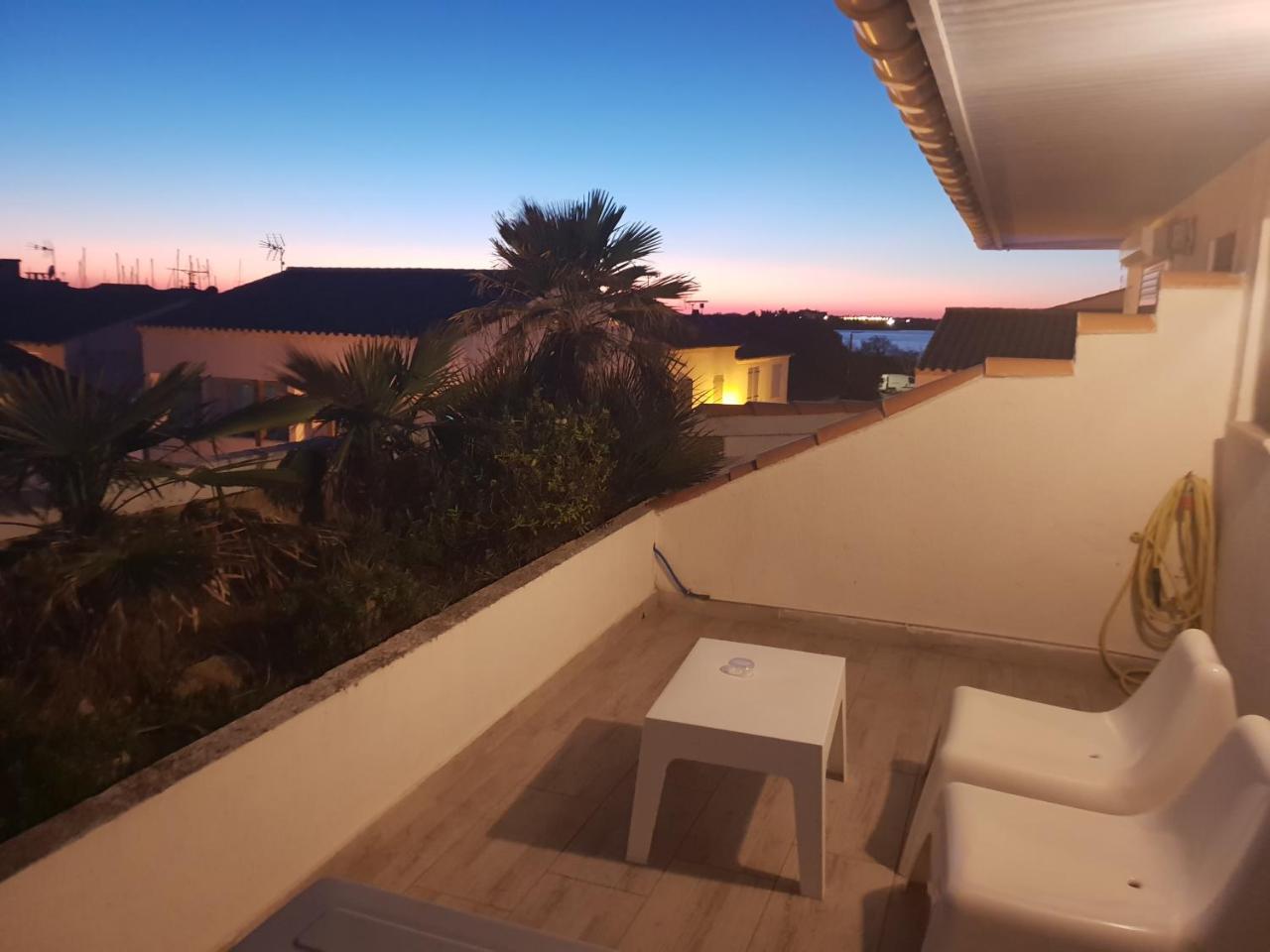 Hotel Les Palmiers En Camargue Сент-Марі-де-ла-Мер Екстер'єр фото
